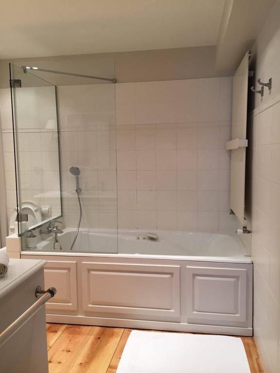 1 Square Du Docteur Blanche - Paris 16 Bed & Breakfast Exterior photo